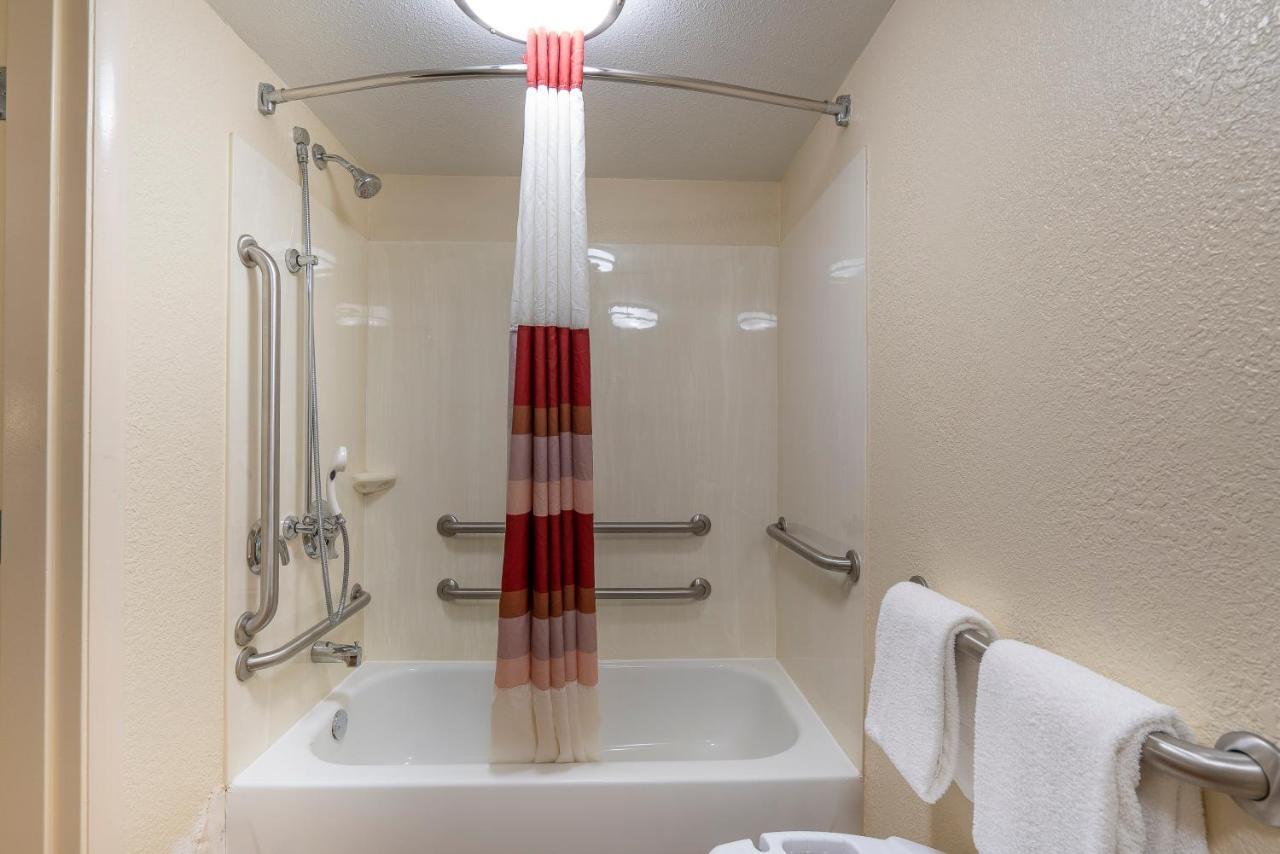 Red Roof Inn Indianapolis - Castleton Εξωτερικό φωτογραφία